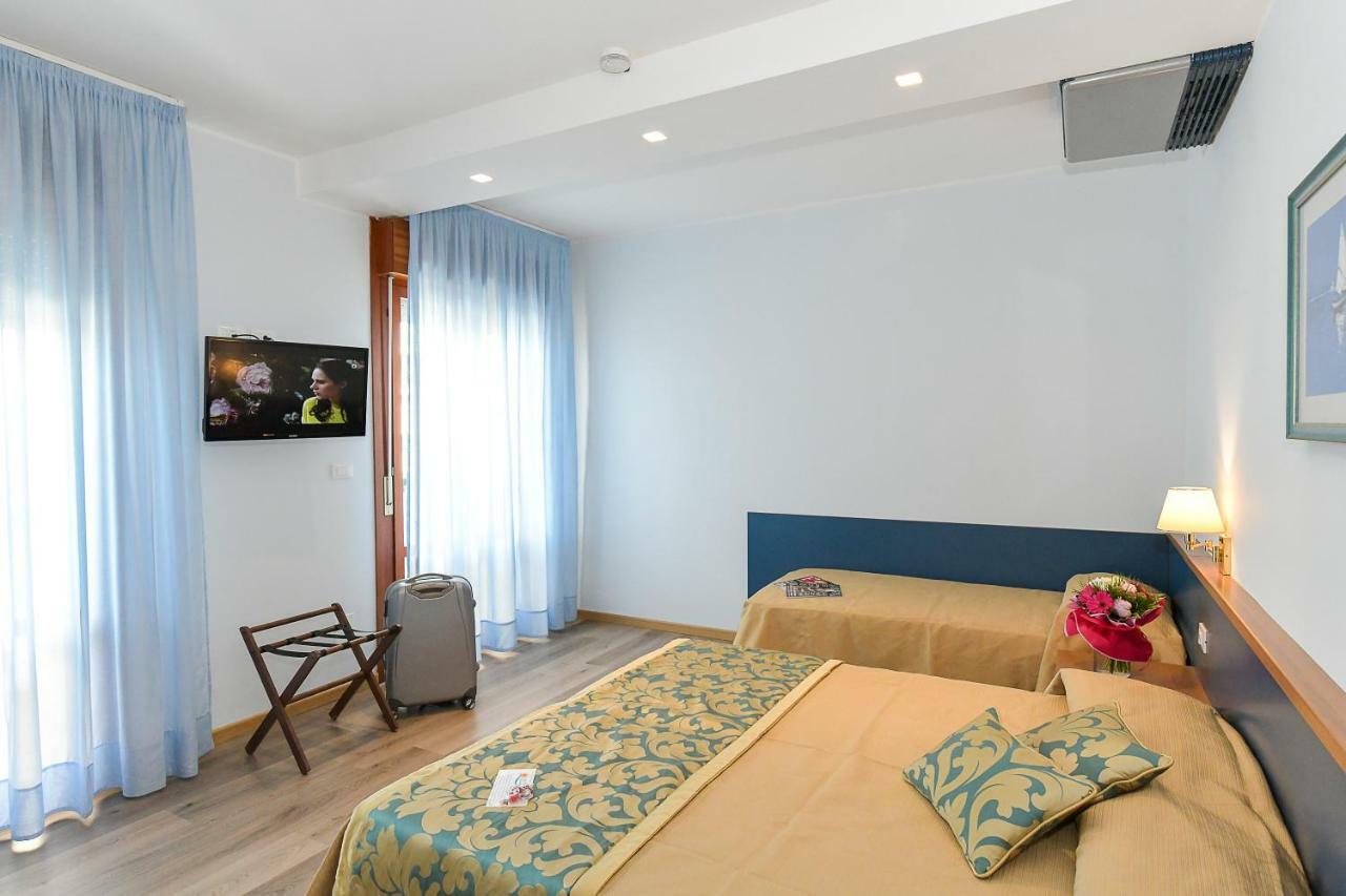 Hotel Souvenir Τζεσόλο Λίντο Εξωτερικό φωτογραφία
